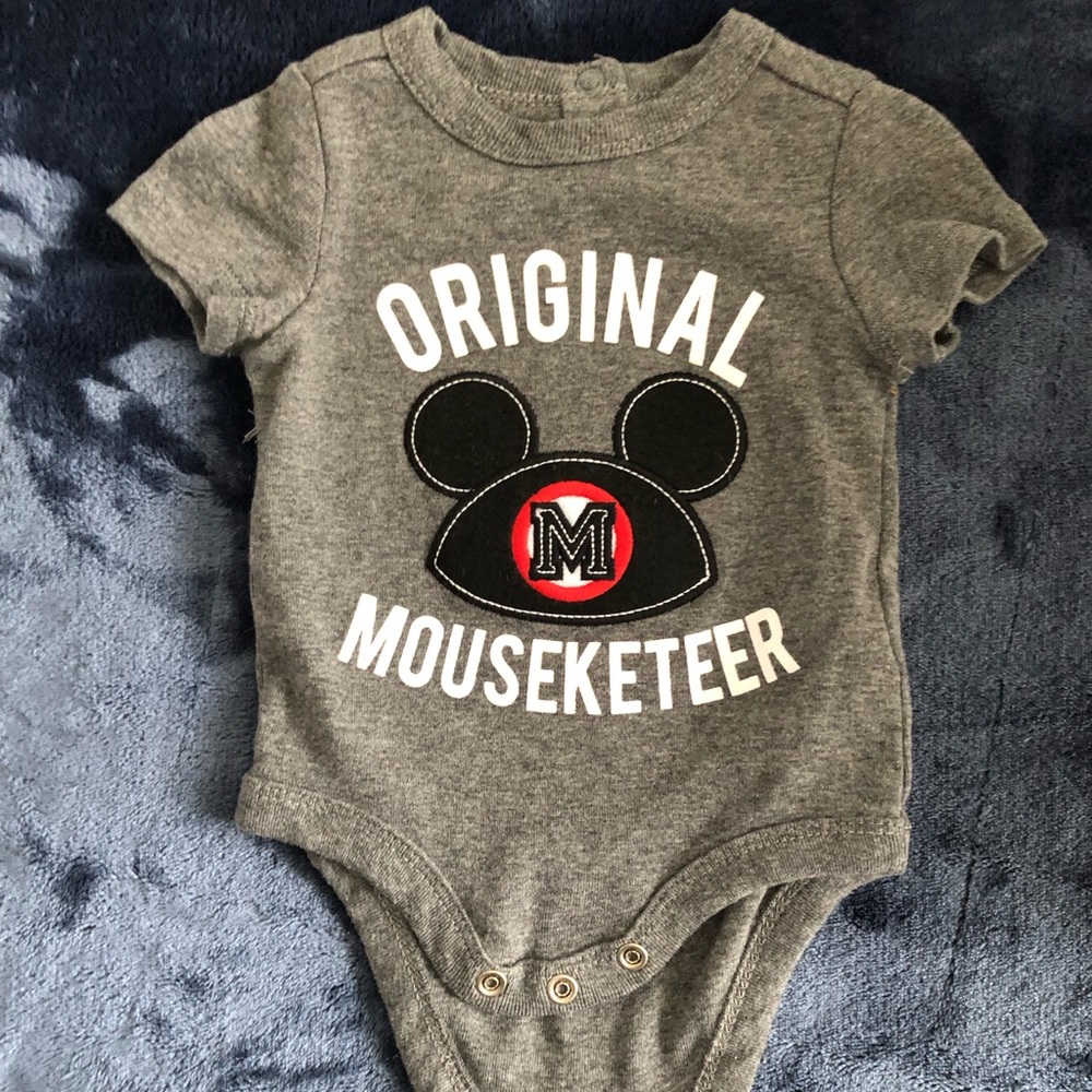 SOLD Summer boy outfits sizes 0-3